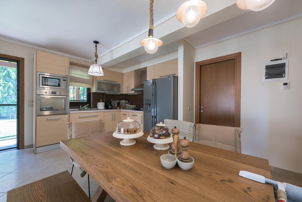 Elani Villa Dieci By Luxlikehome Síviri Rom bilde